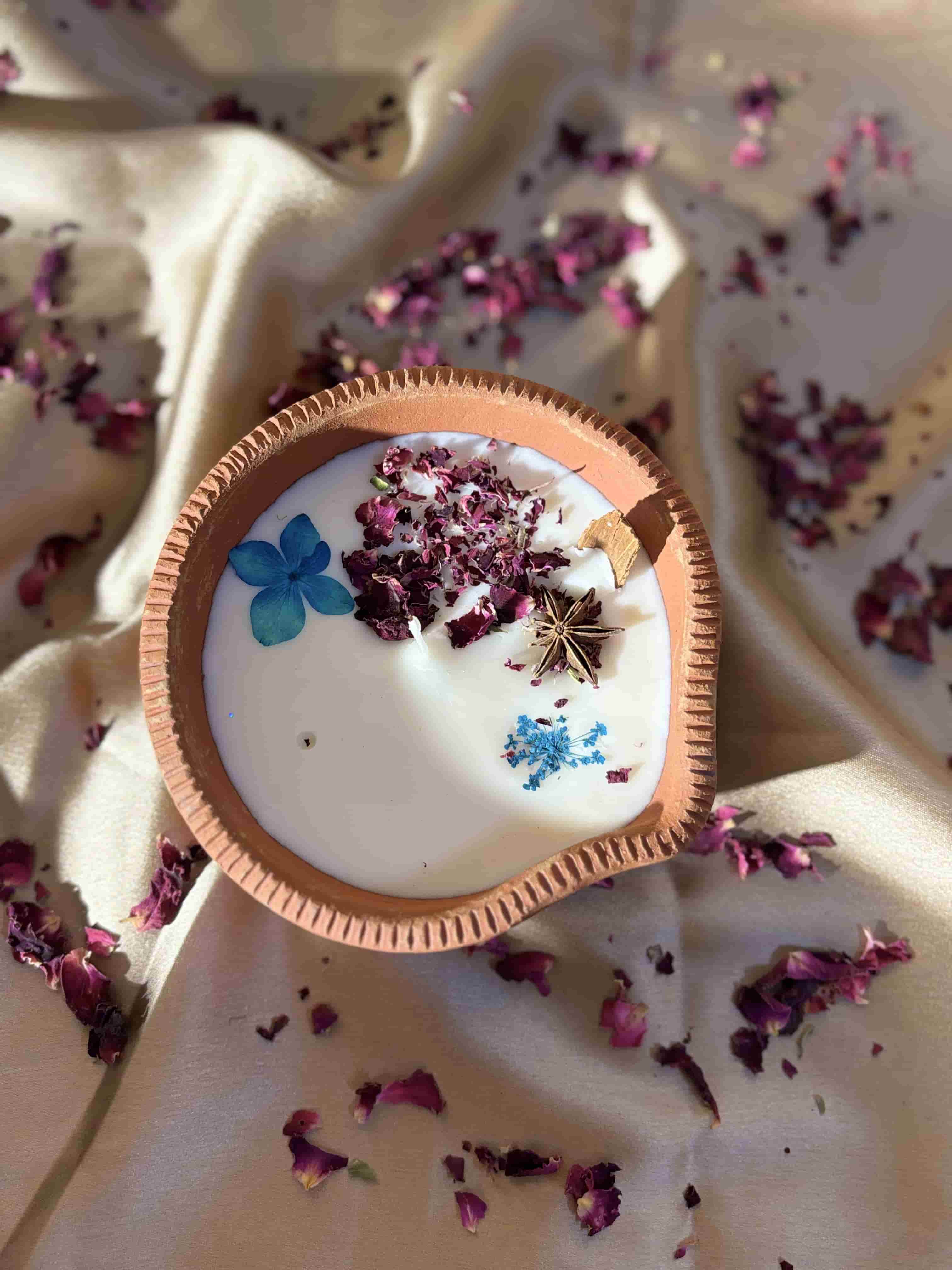 Aura Fragrance Candle