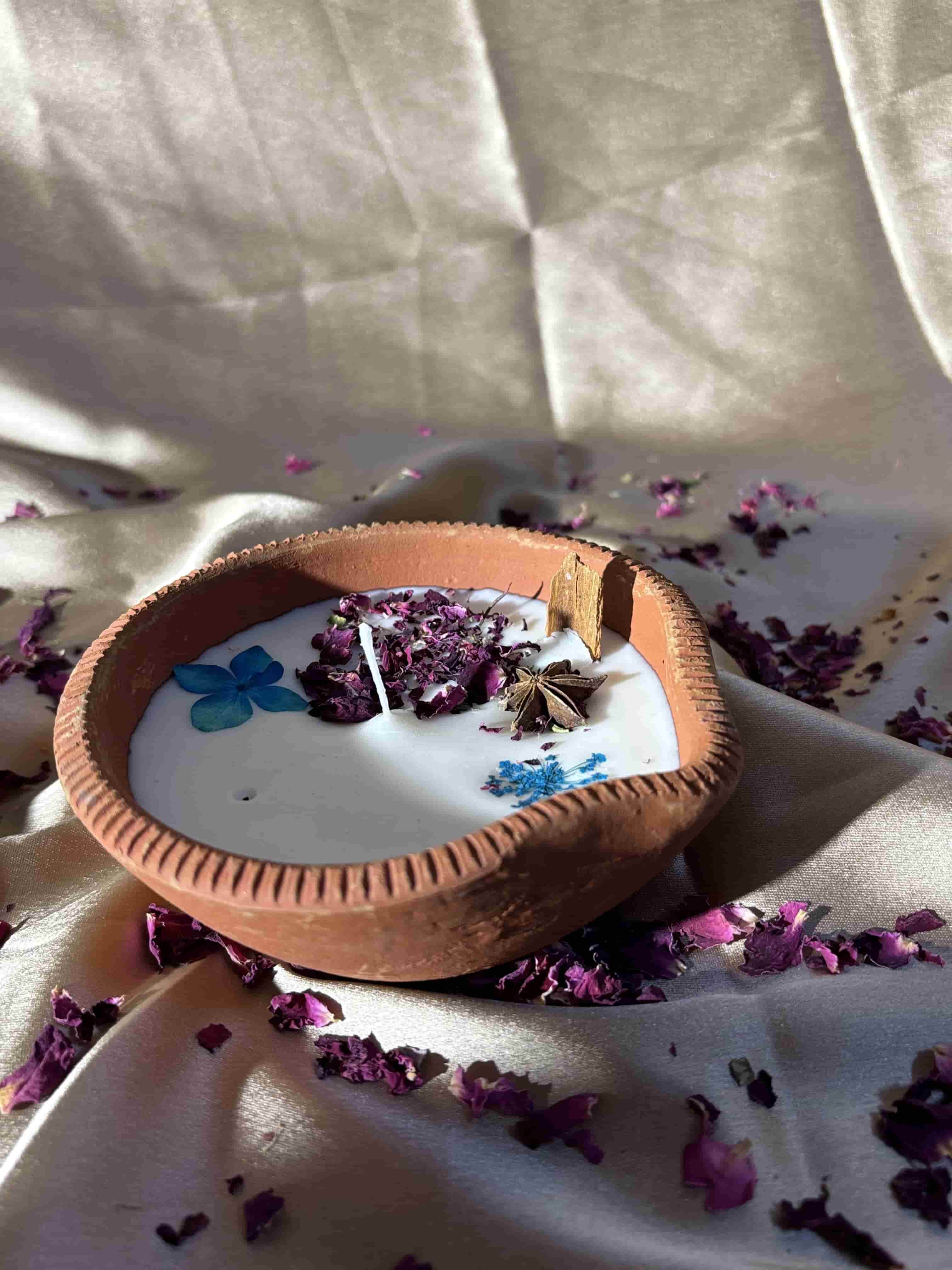 Aura Fragrance Candle